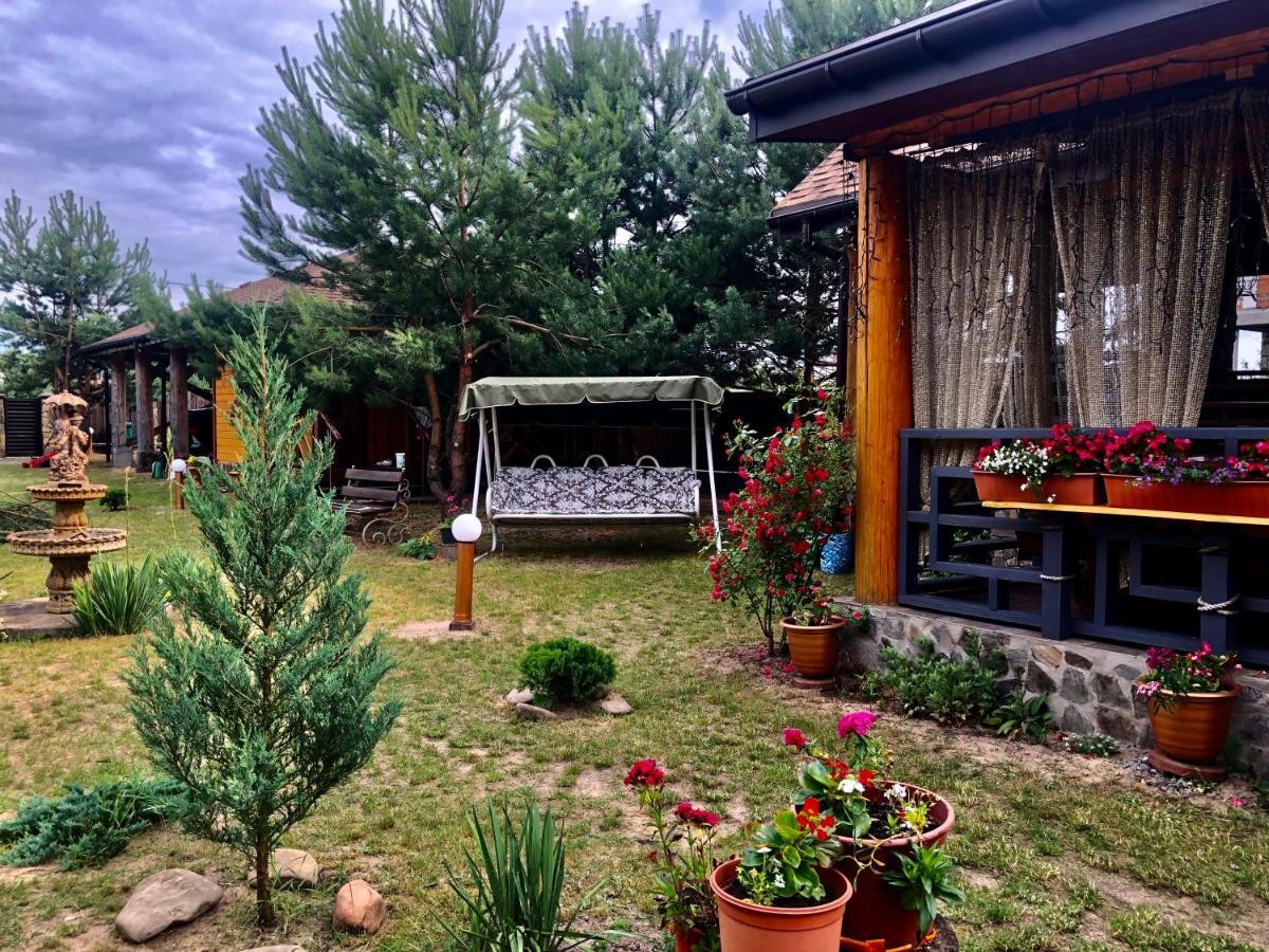 Казковий Світязь Shatsk Bagian luar foto